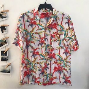 Comfortable Short Sleeve Button-Up Shirt (Design)